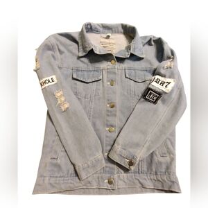 Like New! AERI YIYI Men's Trendy Light Blue Denim Jacket With Patches Medium